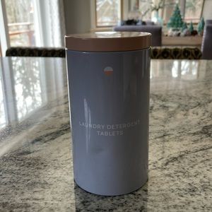 Blueland Laundry Detergent Tablet Container